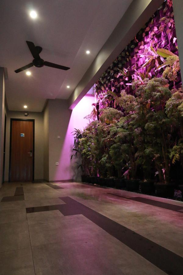 Hostel Bale Resident Jakarta Exteriér fotografie