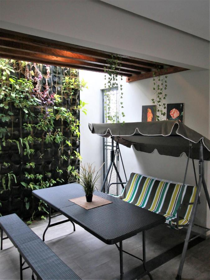 Hostel Bale Resident Jakarta Exteriér fotografie