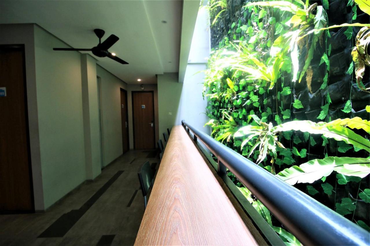 Hostel Bale Resident Jakarta Exteriér fotografie