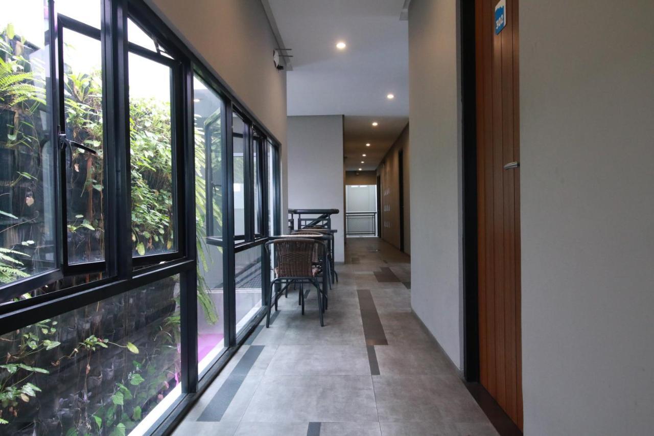 Hostel Bale Resident Jakarta Exteriér fotografie