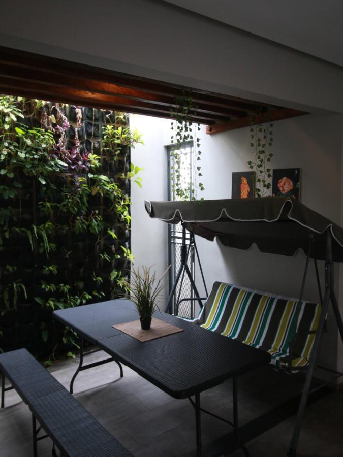 Hostel Bale Resident Jakarta Exteriér fotografie