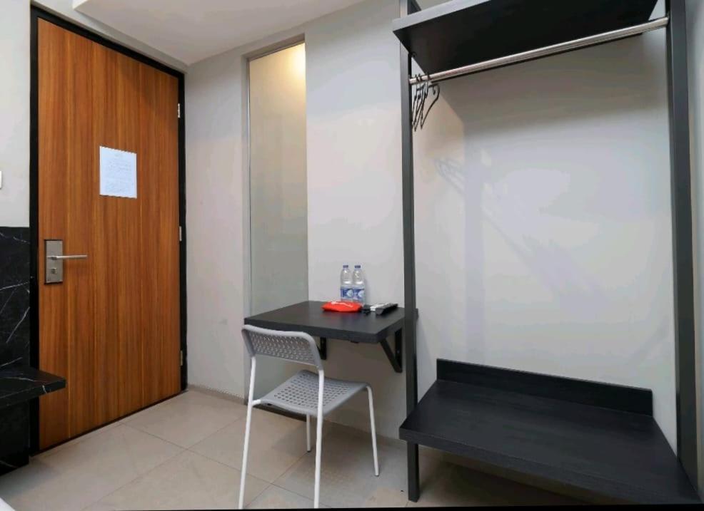 Hostel Bale Resident Jakarta Exteriér fotografie